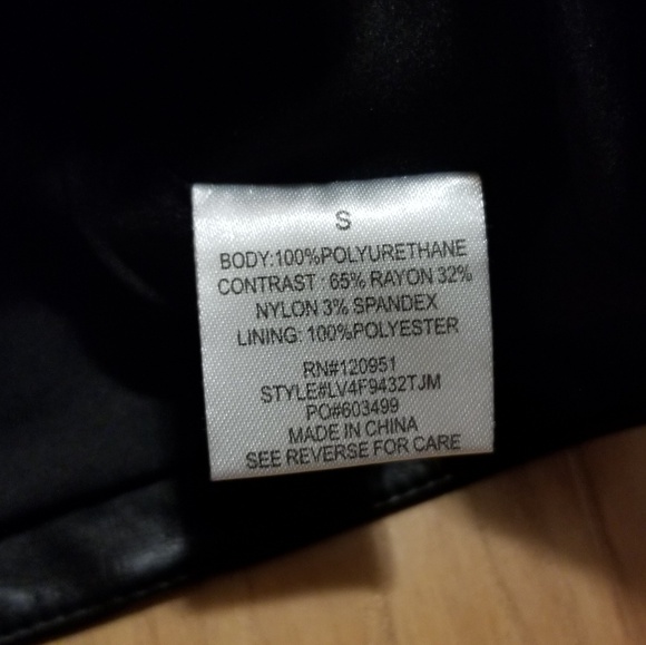 Olive & Oak Vest - Picture 5 of 6